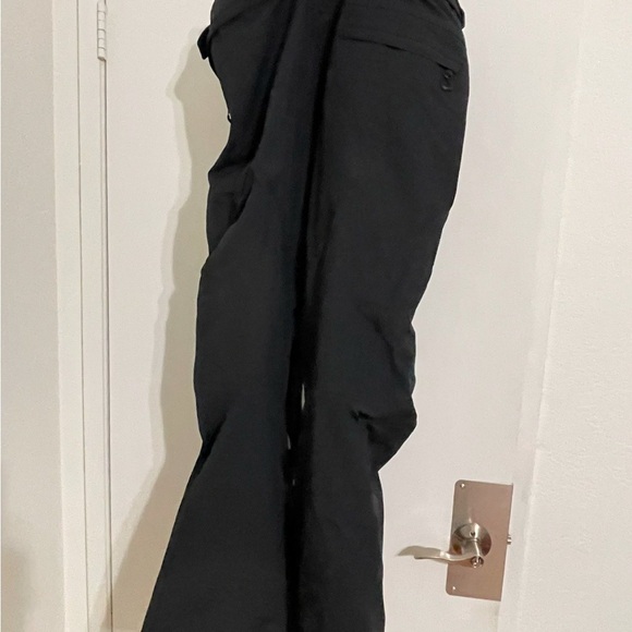 Volcom Black Men’s Snowboard Pants Size Medium - Picture 2 of 2